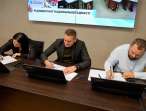 Черкаські “батьківщинівці” написали Всеукраїнський радіодиктант національної єдності